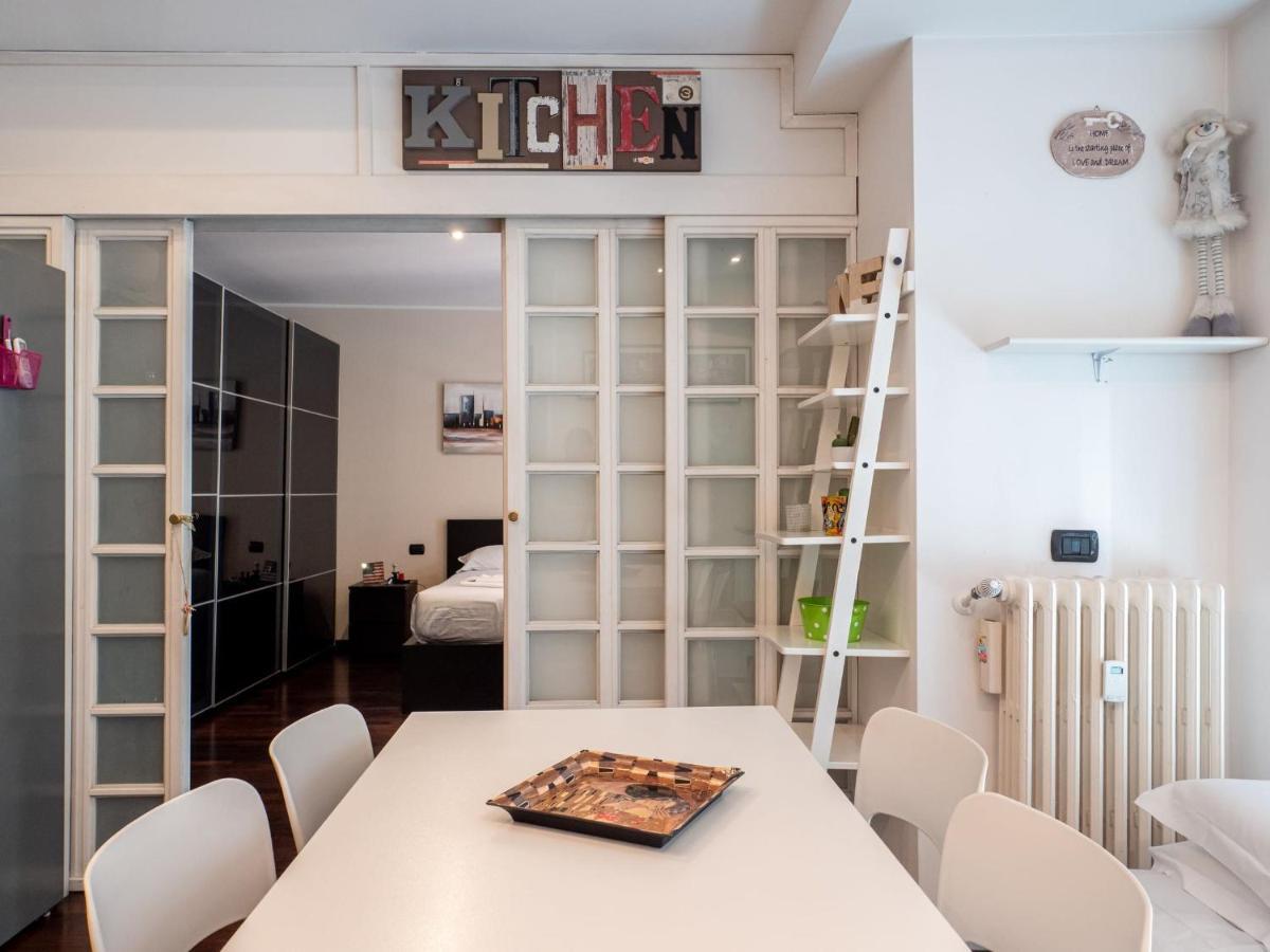 The Best Rent - Modern Duomo Apartment Milánó Kültér fotó