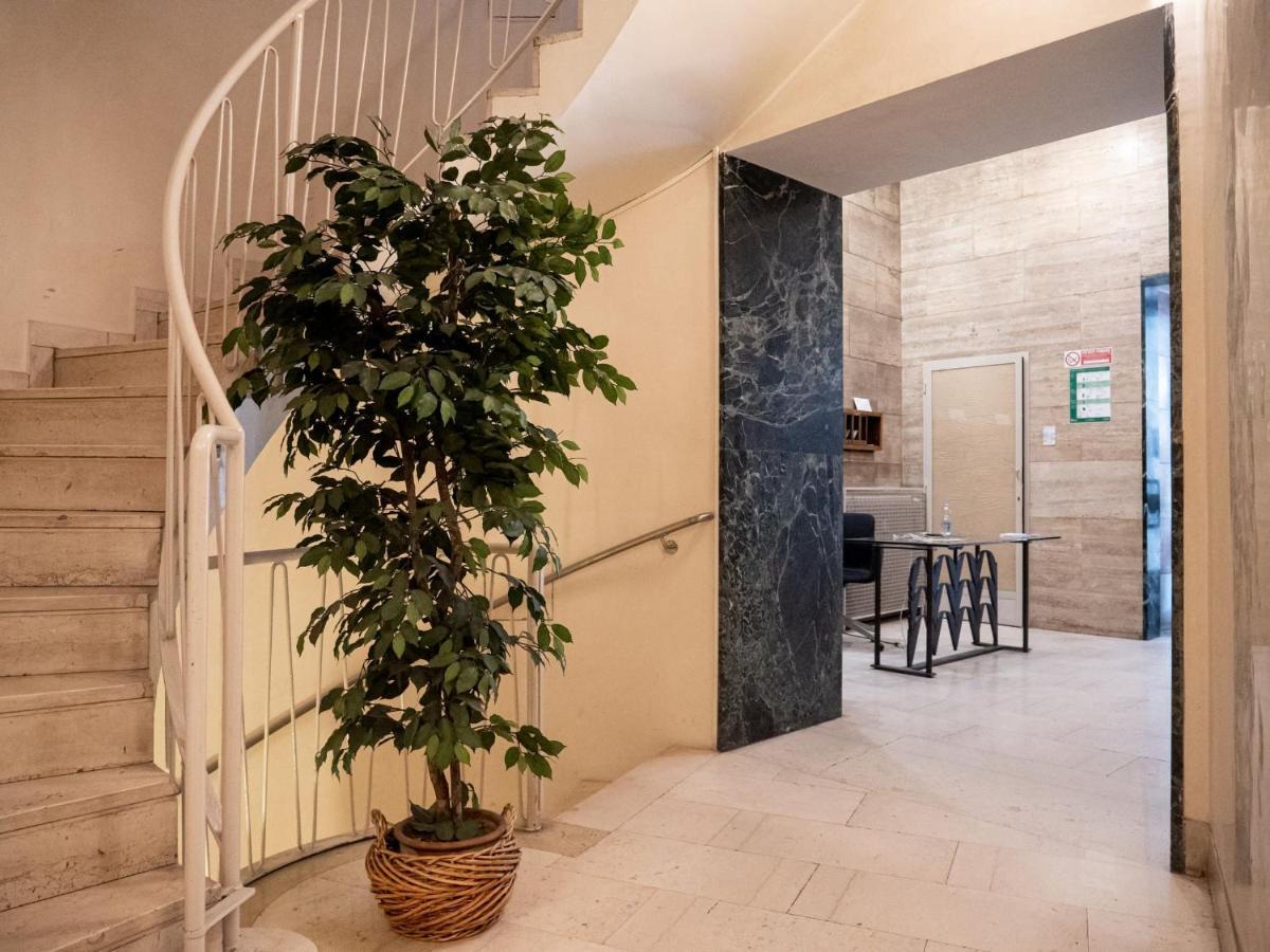 The Best Rent - Modern Duomo Apartment Milánó Kültér fotó